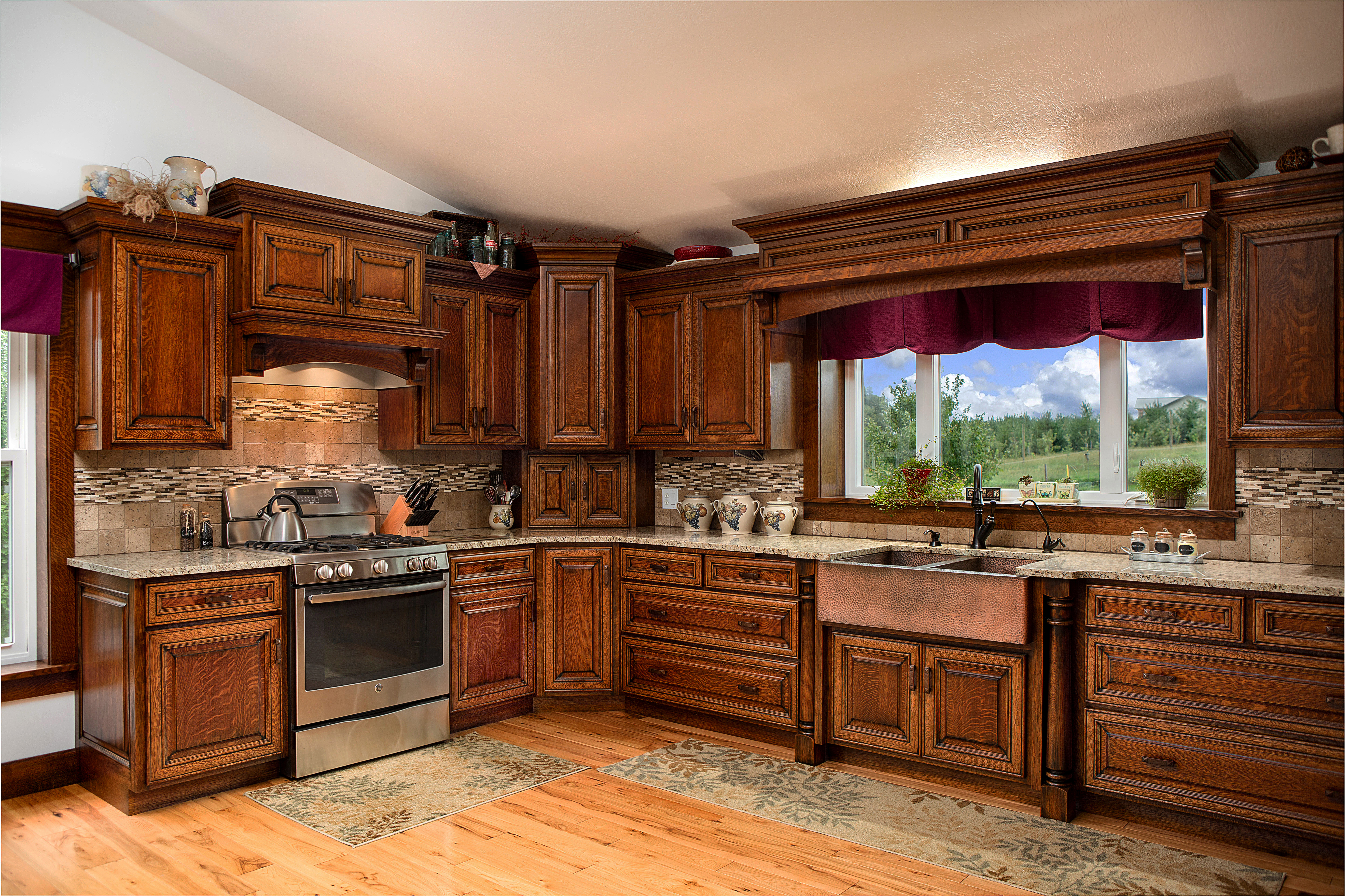 Yoder Kitchen – Creative Woodworks – Roy's Wood Products